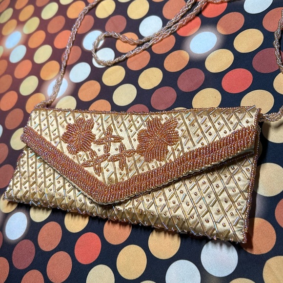 beaded long strap stunning gold purse - Picture 4 of 15